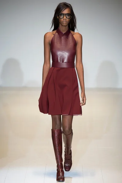 Look 25